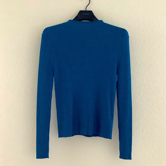 Blue Ribbed Ann Taylor Top - Picture 2 of 5